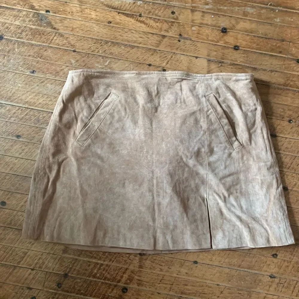 BlankNYC camel leather 31 slit normcore versatile mini skirt